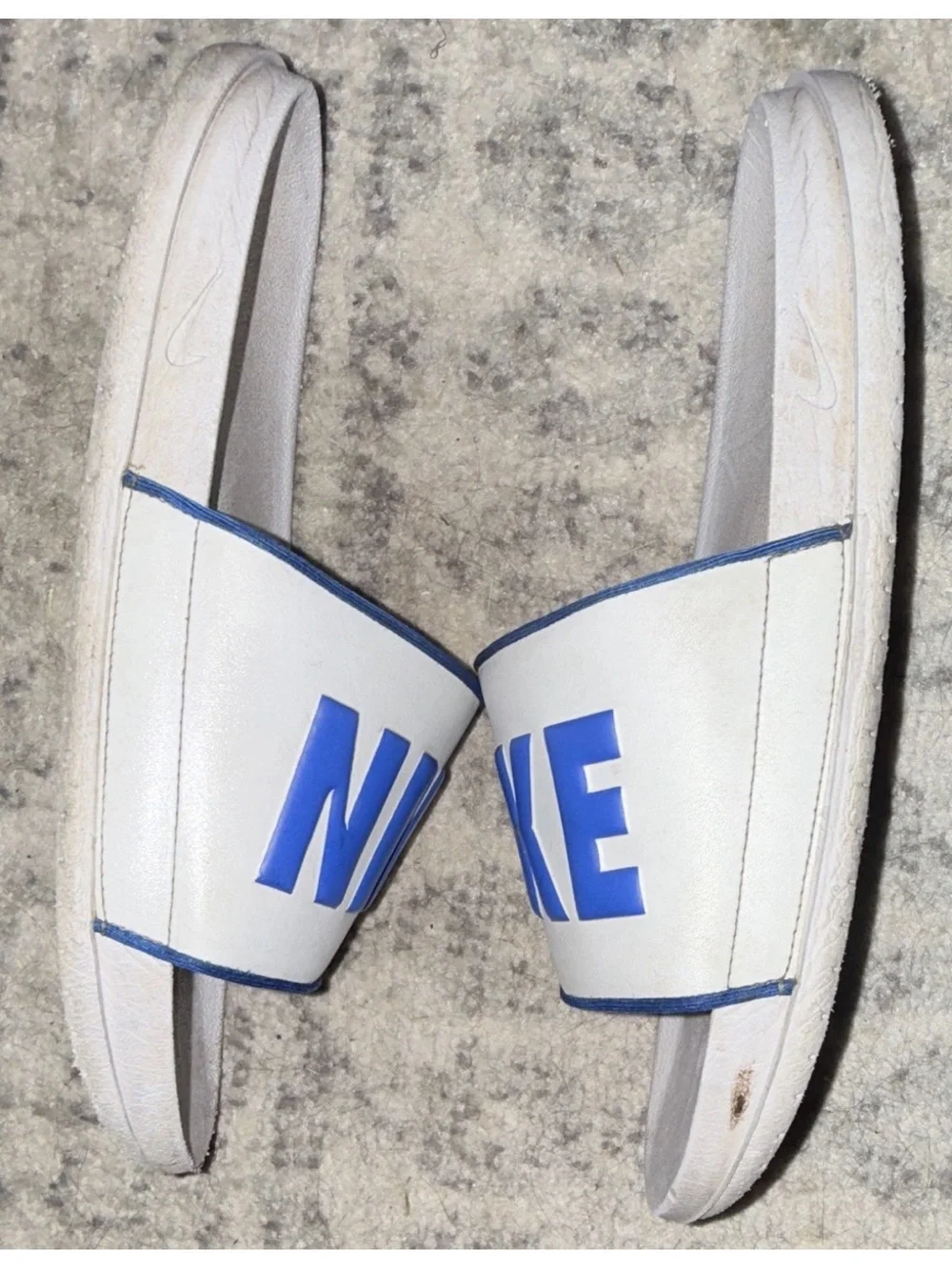 Nike Men’s Gray & Blue Slide Sandals